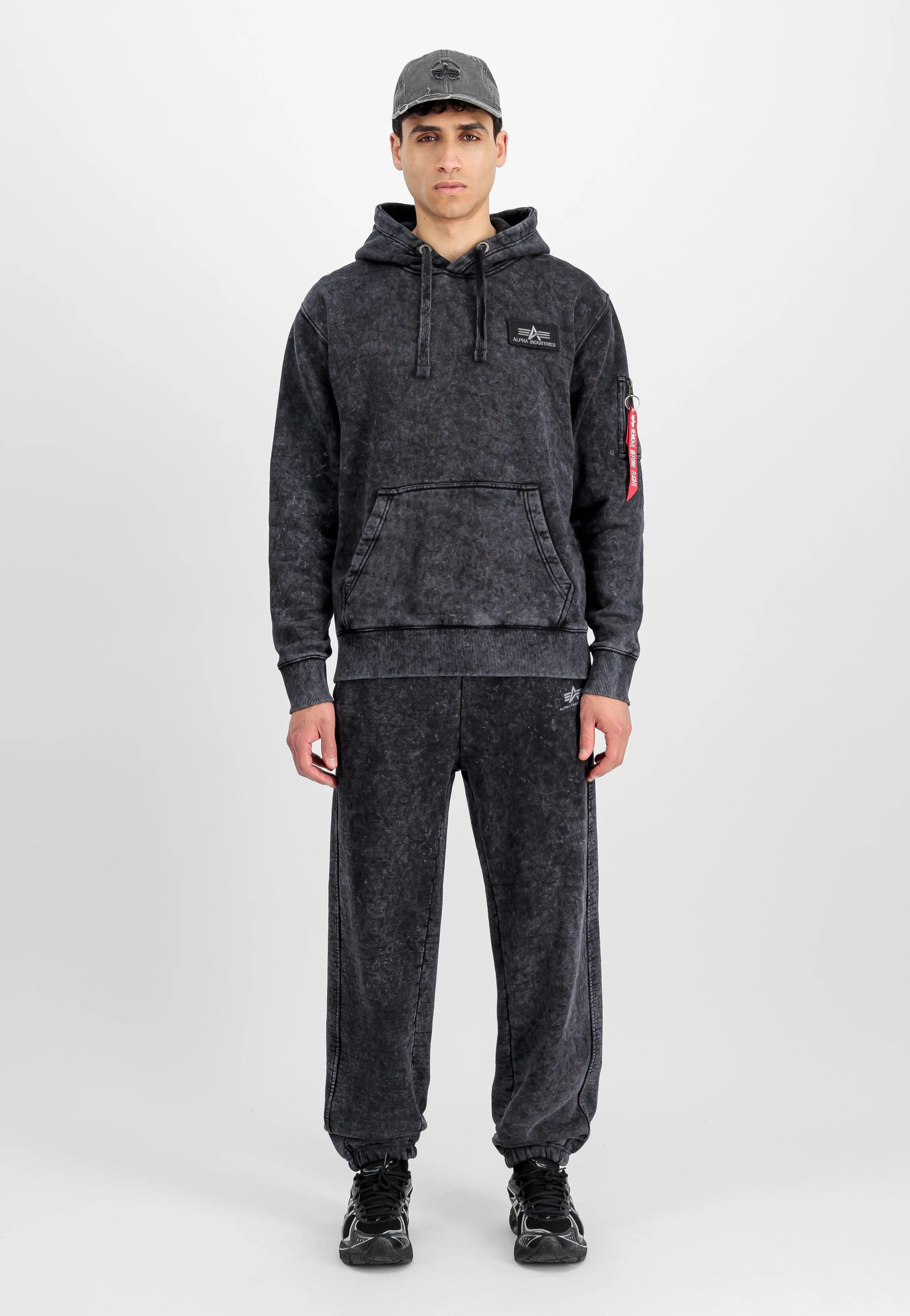 Alpha Industries - Vintage Basic SL Black - Sweat Pants - Image 2