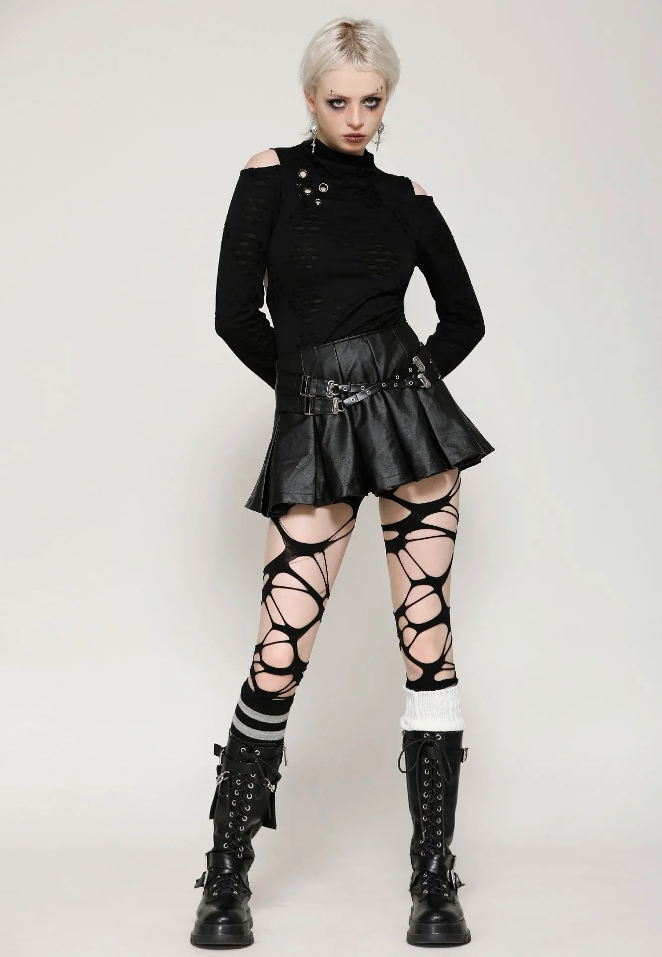 Dark In Love - Punk Back Cutout Star Shaped Distressed - Longsleeve - Image 6