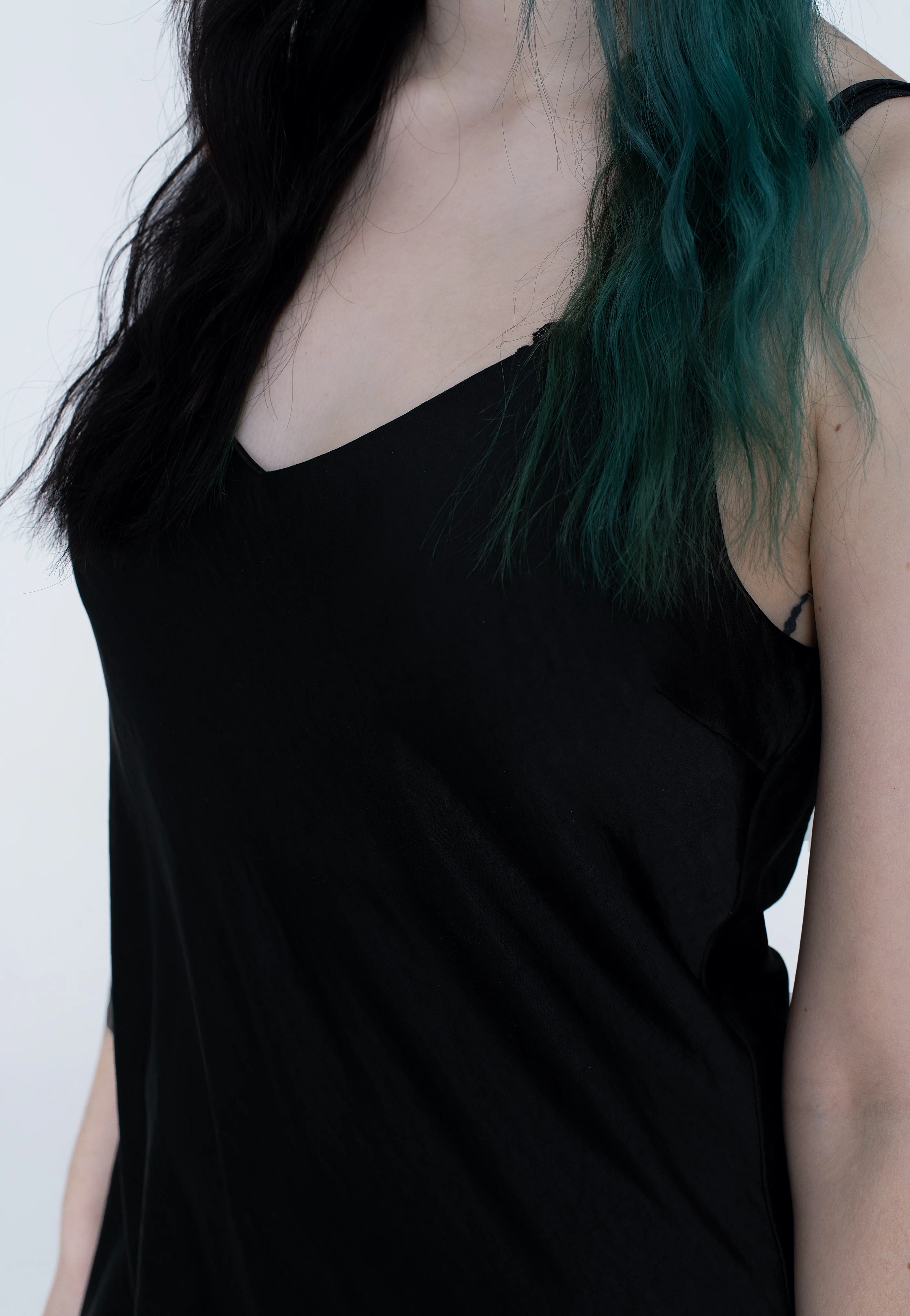 Dark Moon - Elis Satin - Dress - Image 2