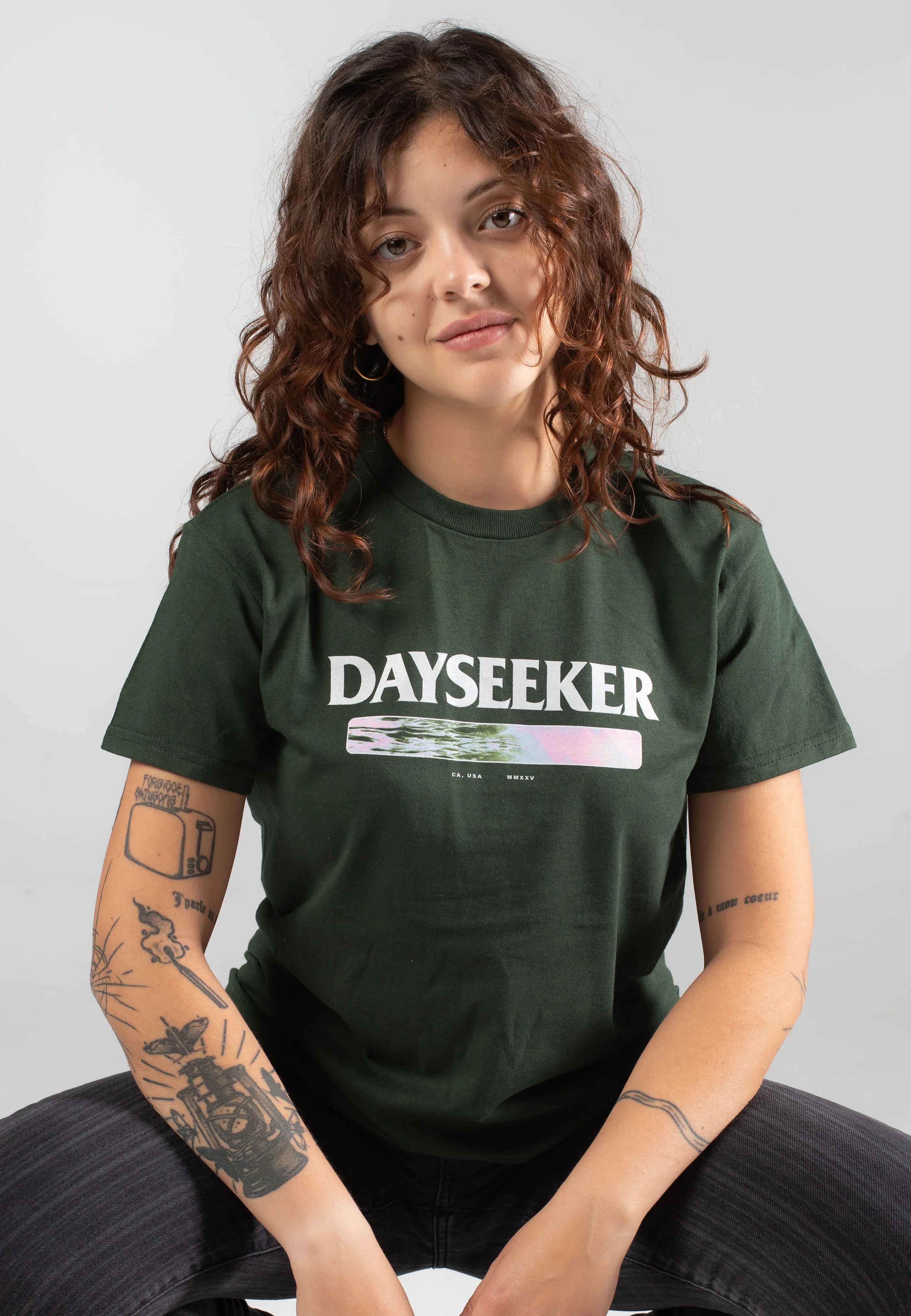 Dayseeker - Pale Moonlight Flower Forest Green - T-Shirt - Image 5