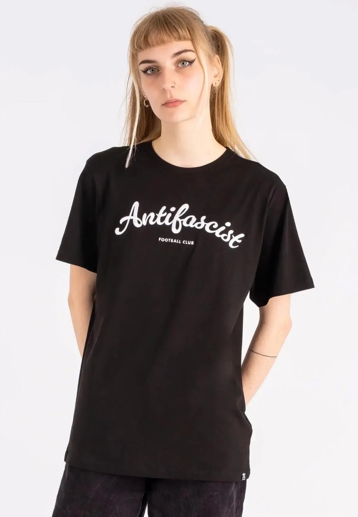 FC St. Pauli - Antifascist Script - T-Shirt - Image 6