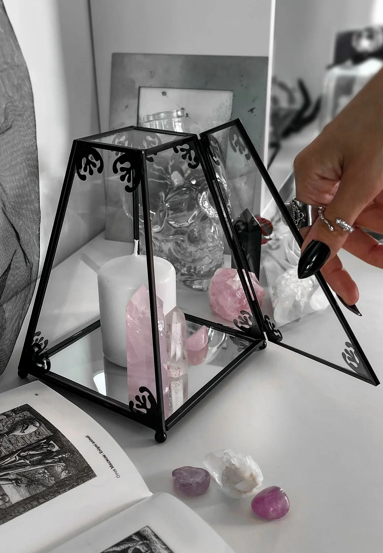 Killstar - Nova Glass Black - Display Case