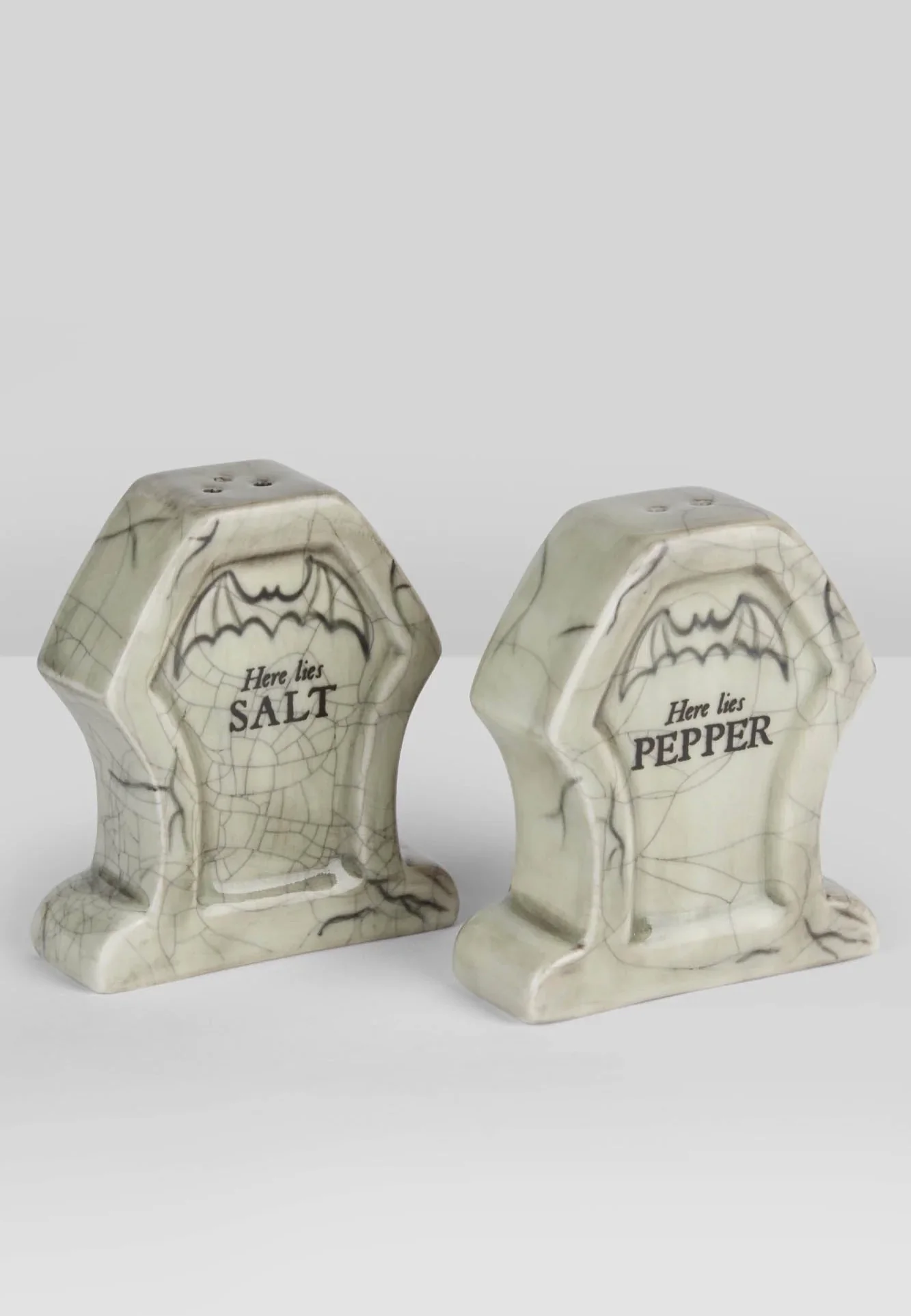 Killstar - RIP - Salt & Pepper Shakers - Image 3