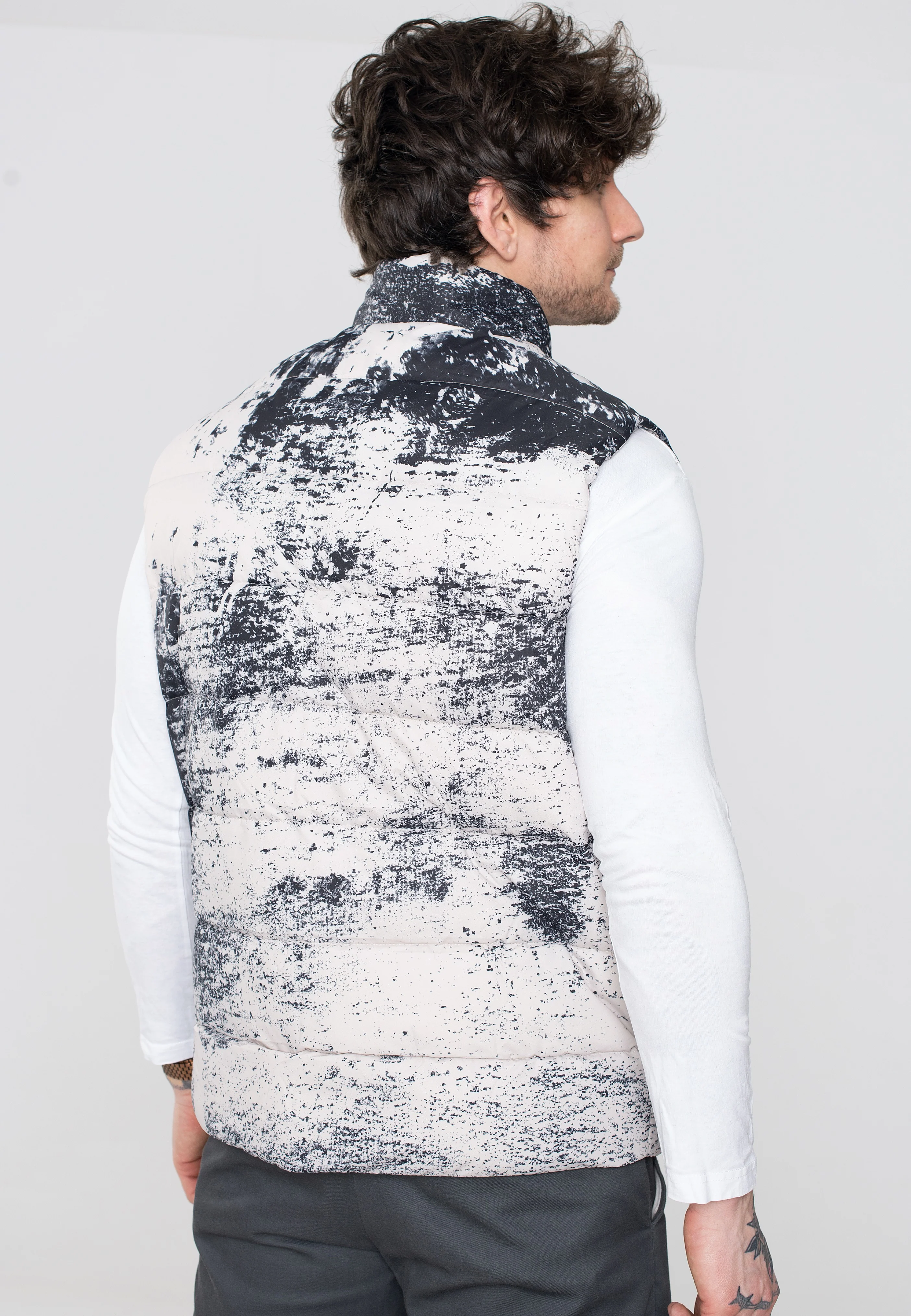 Lyle & Scott - Erosion Print Gilet Cove - Vest - Image 5
