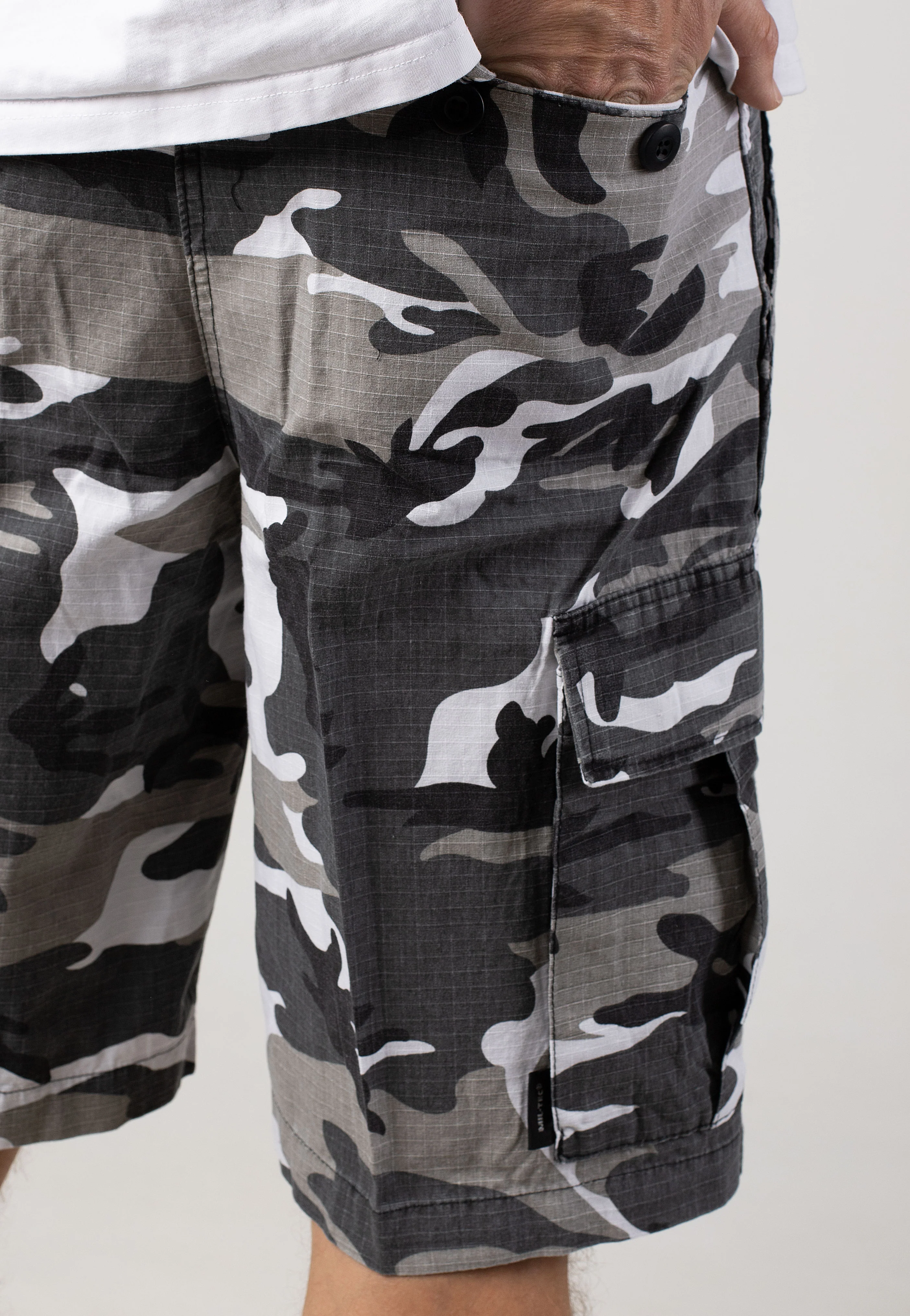Mil-Tec - US Bermuda Prewashed Urban - Shorts - Image 6