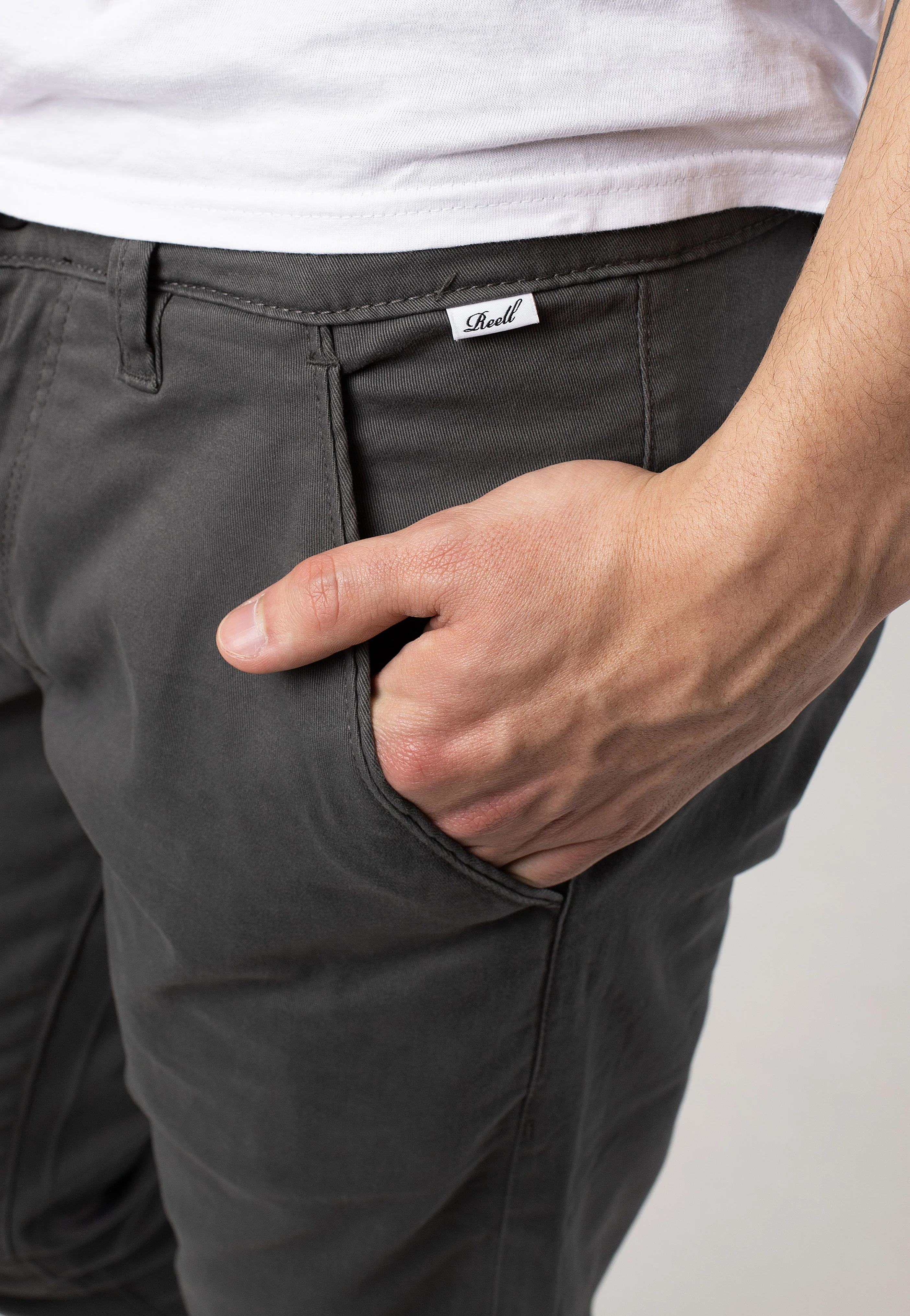 REELL - Flex Tapered Vulcan Grey - Pants - Image 4