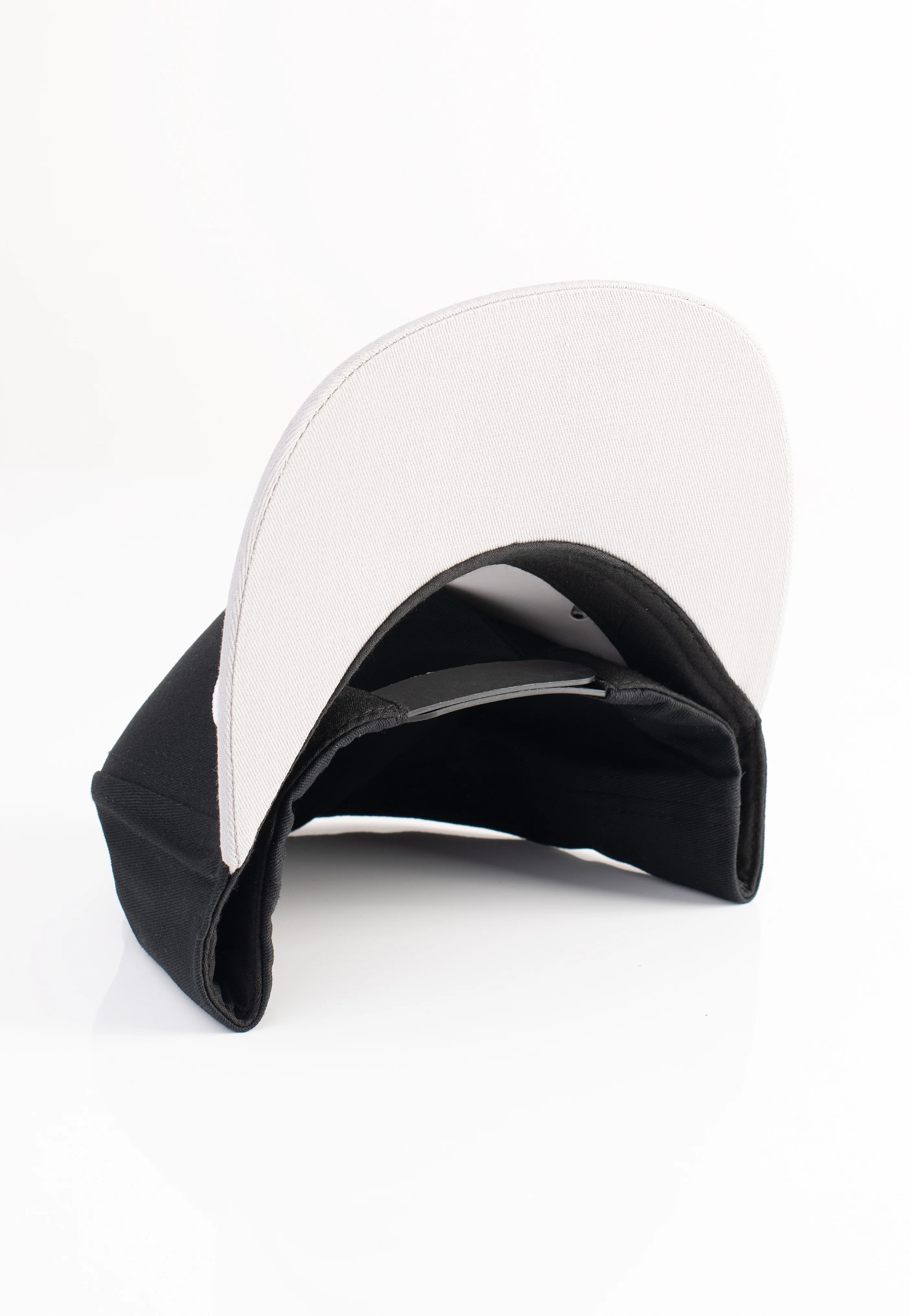 The Ghost Inside - Script Vegas Snapback Black/Grey - Cap - Image 5