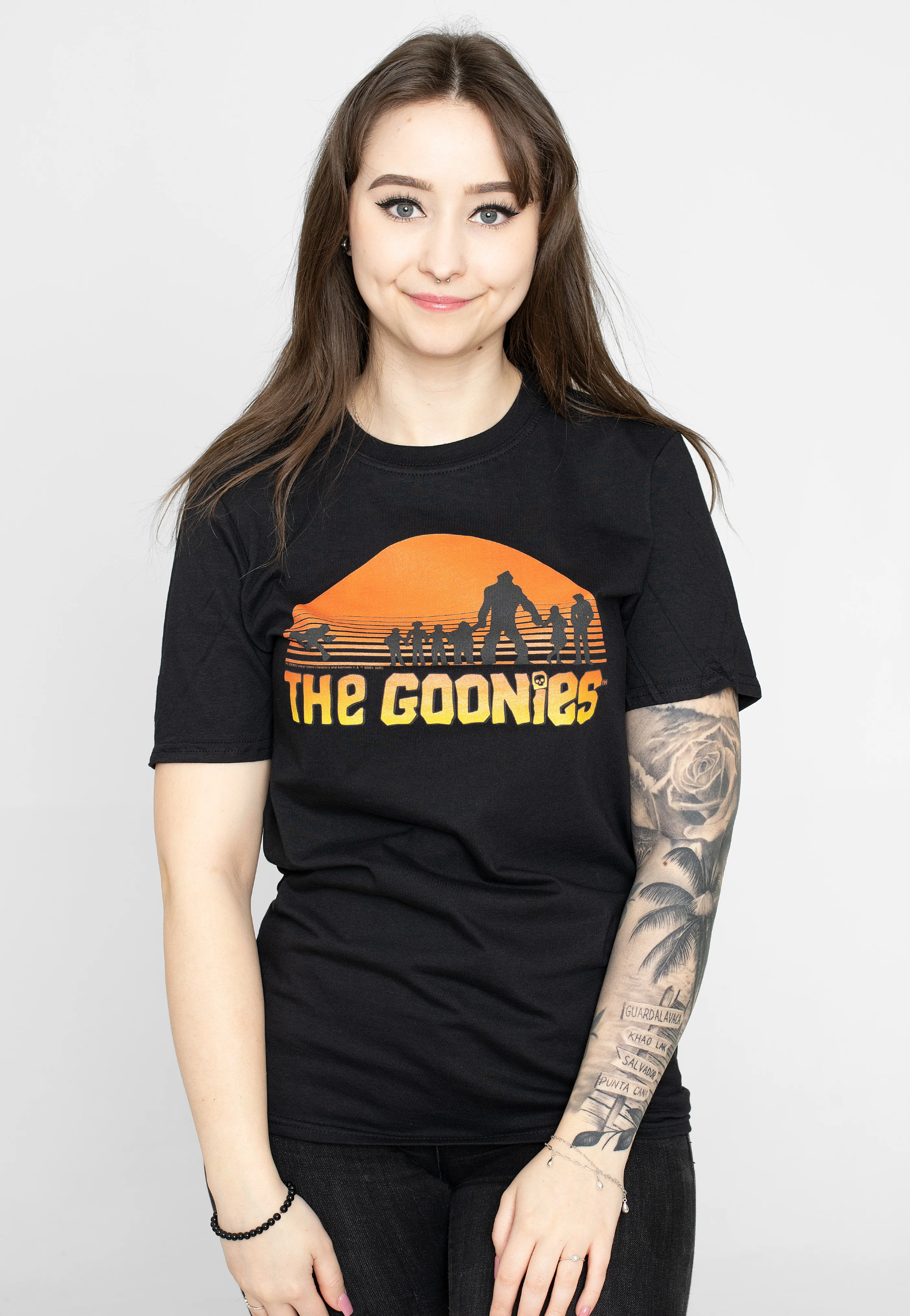 The Goonies - Sunset Group - T-Shirt - Image 5