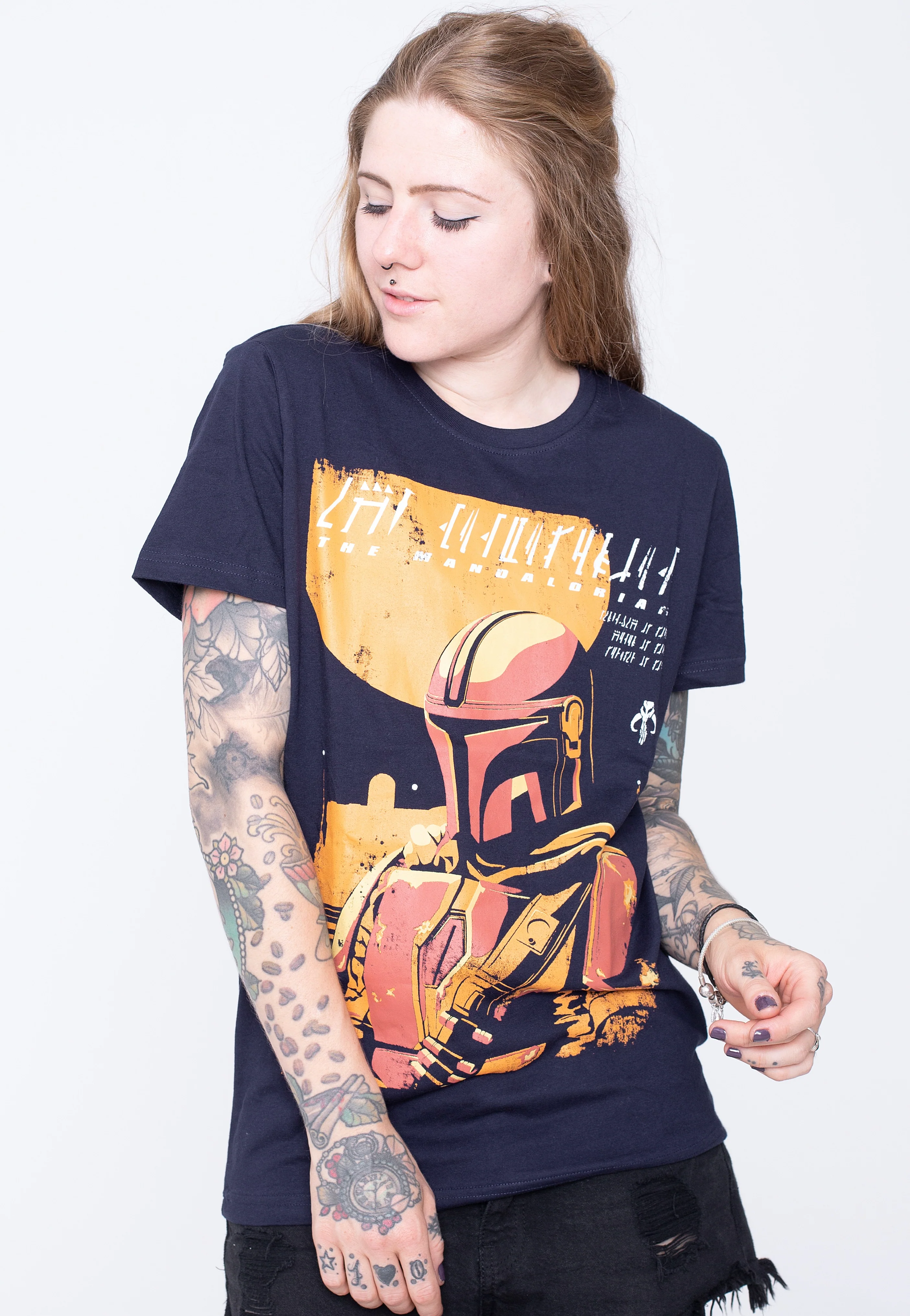The Mandalorian - Bounty Hunter - T-Shirt - Image 3