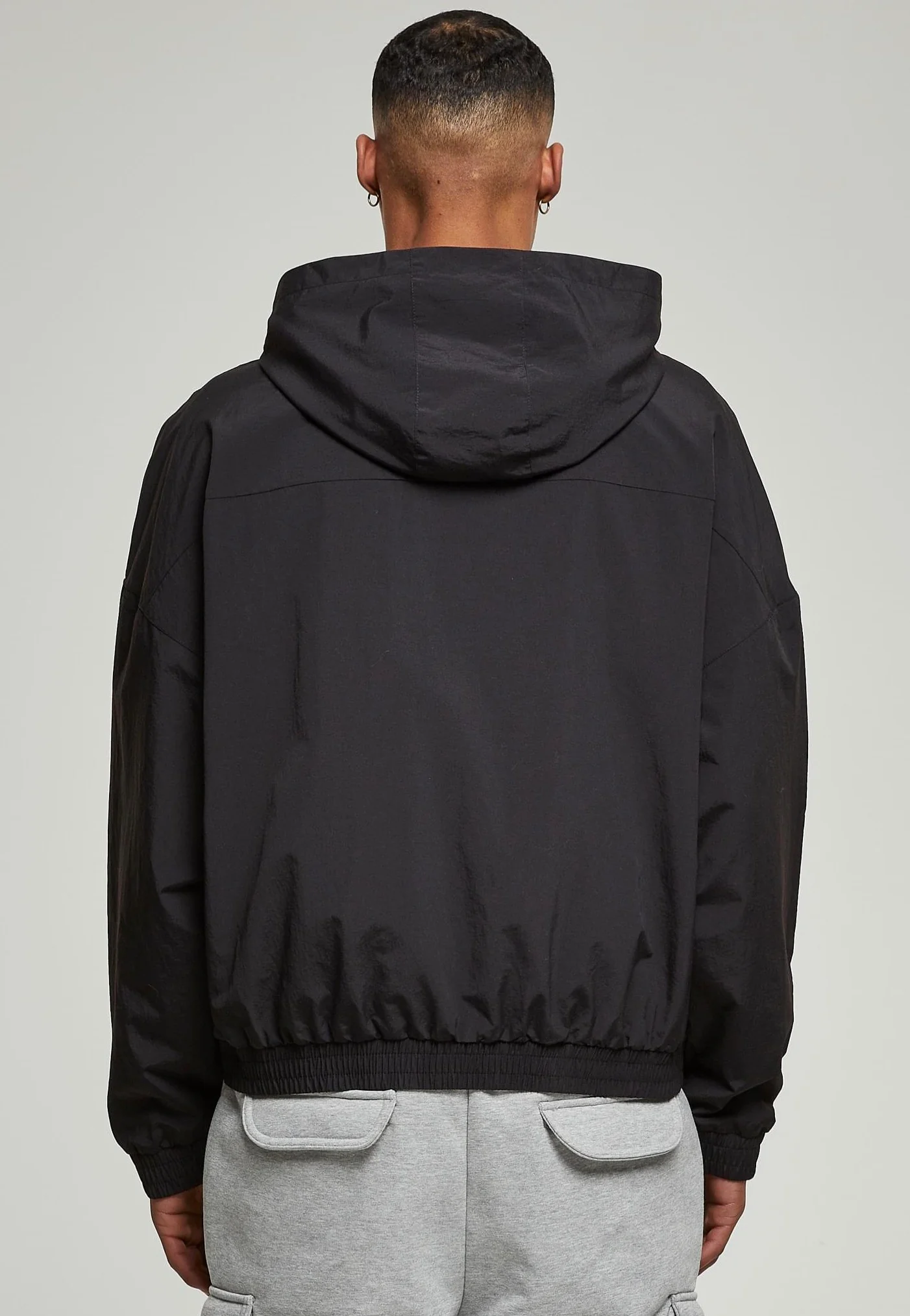 Urban Classics - 90'S Pull Over Black - Jacket - Image 4