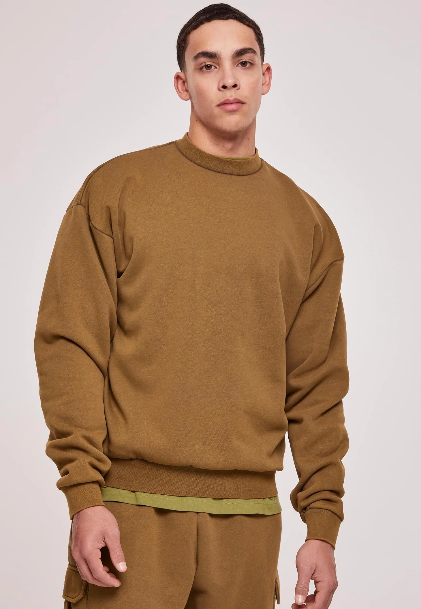 Urban Classics - Acid Washed Crew Summerolive - Sweater