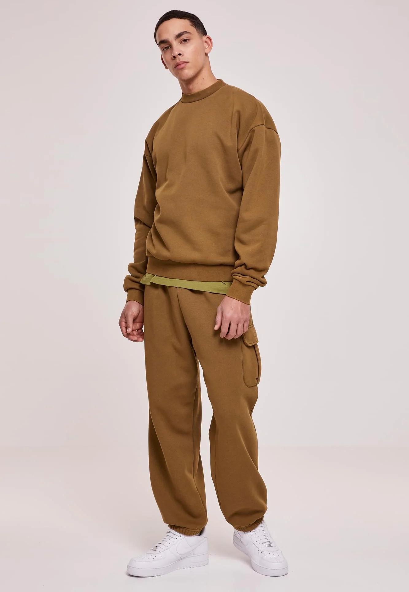 Urban Classics - Acid Washed Crew Summerolive - Sweater - Image 5
