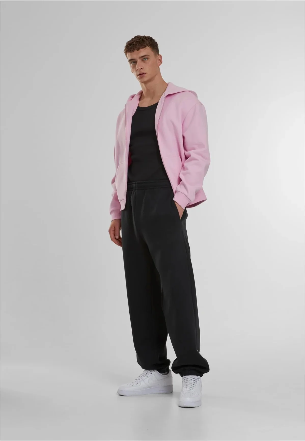 Urban Classics - Fluffy Black - Sweat Pants - Image 2