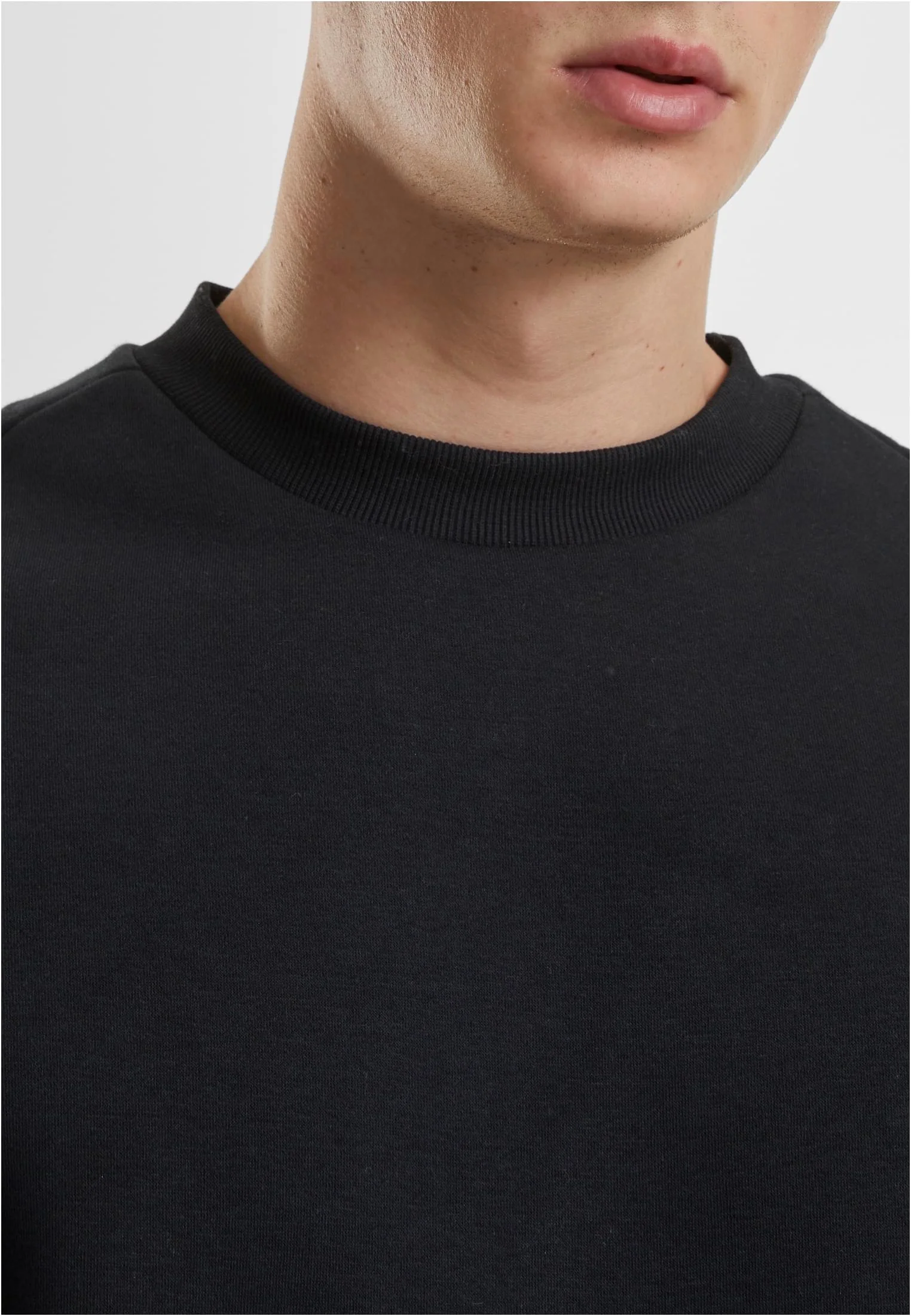 Urban Classics - Fluffy Black - Sweater - Image 9