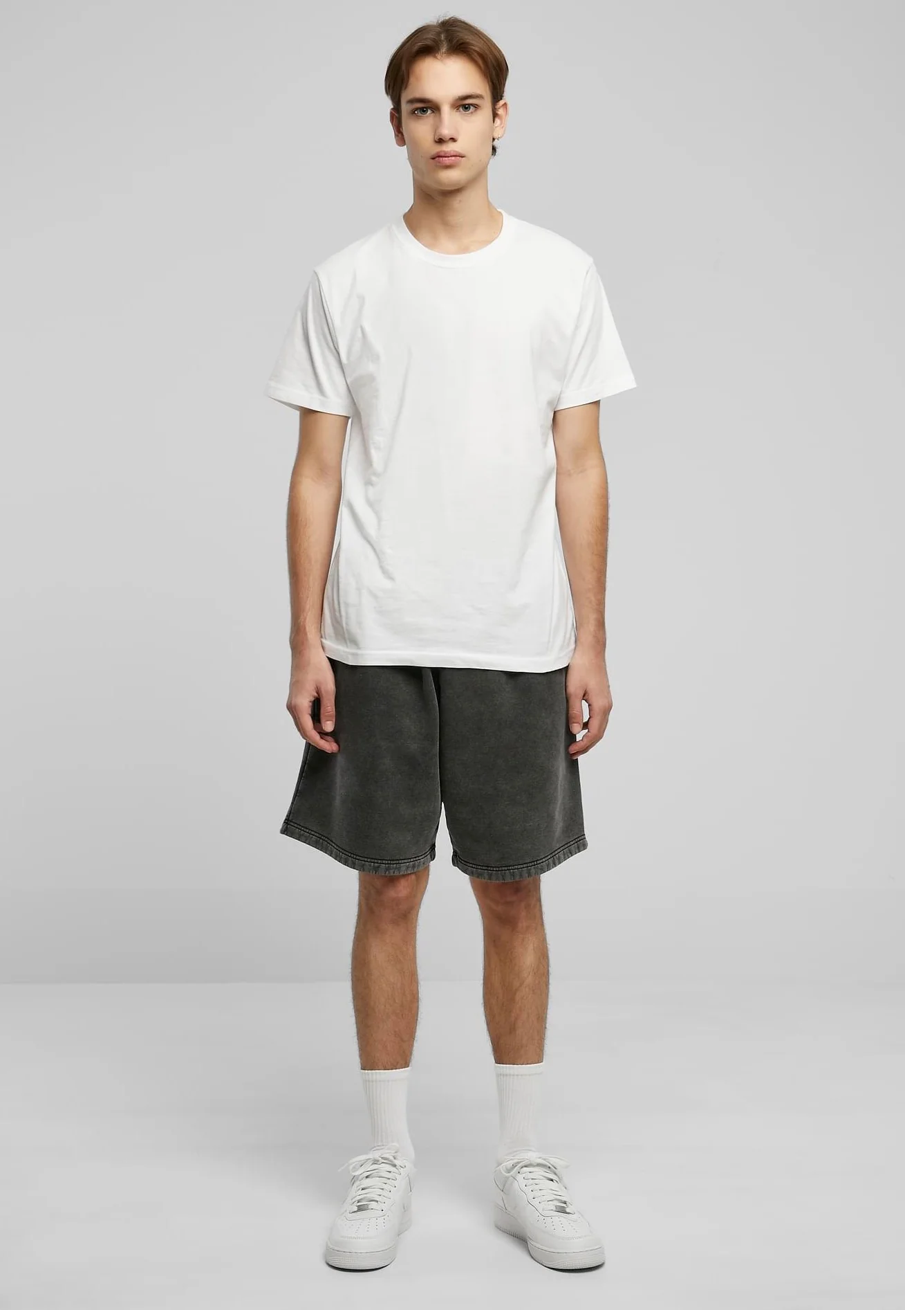 Urban Classics - Heavy Sand Washed Black - Shorts - Image 2