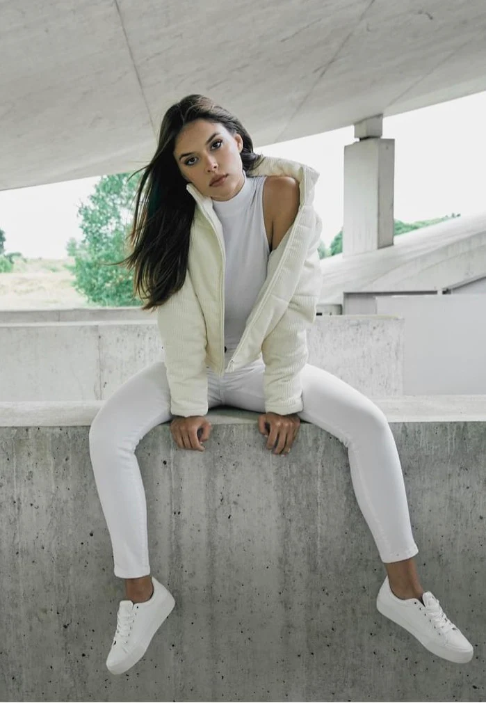 Urban Classics - Ladies Corduroy Puffer White Sand - Jacket - Image 2