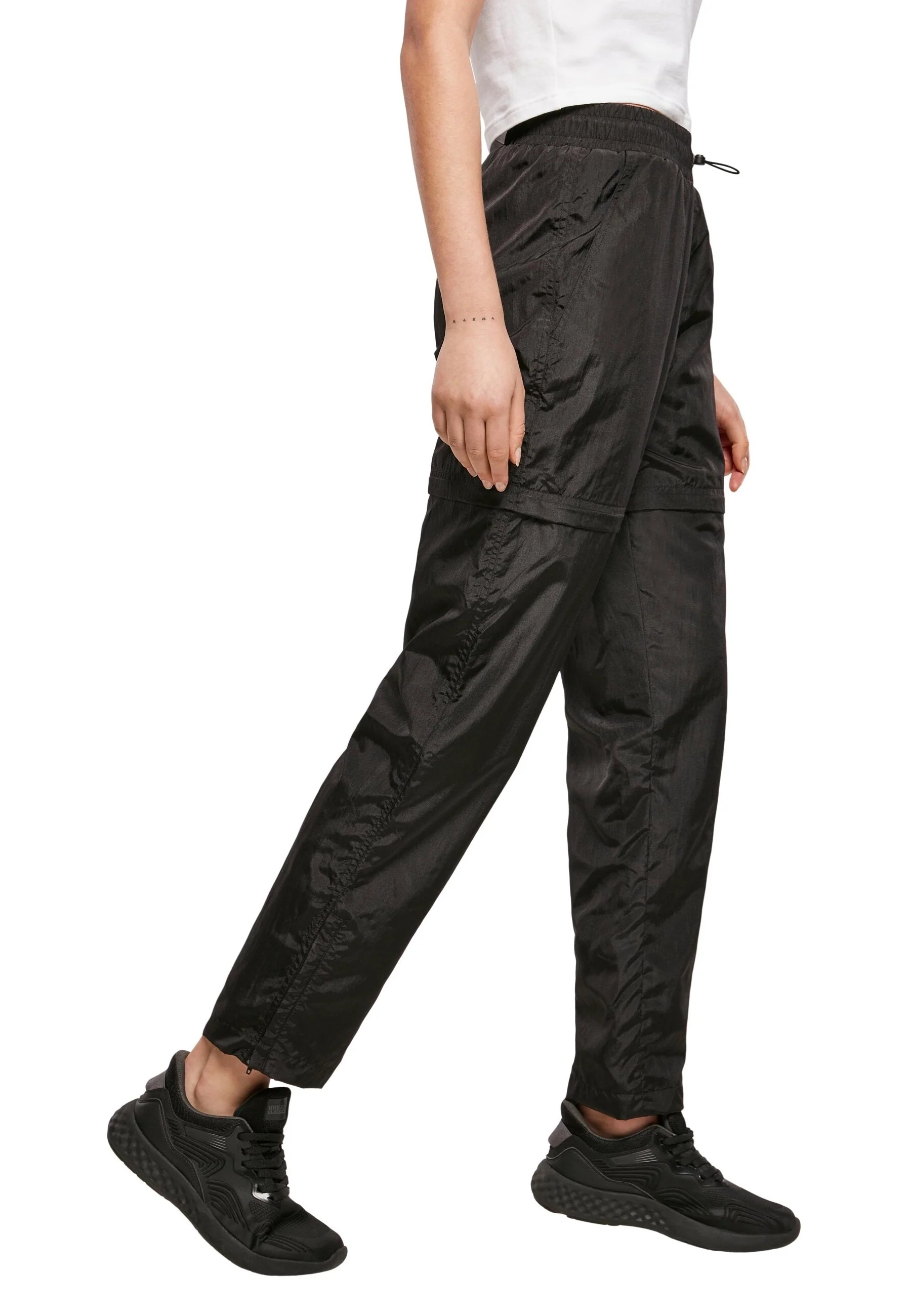 Urban Classics - Ladies Shiny Crinkle Nylon Zip Black - Pants - Image 2
