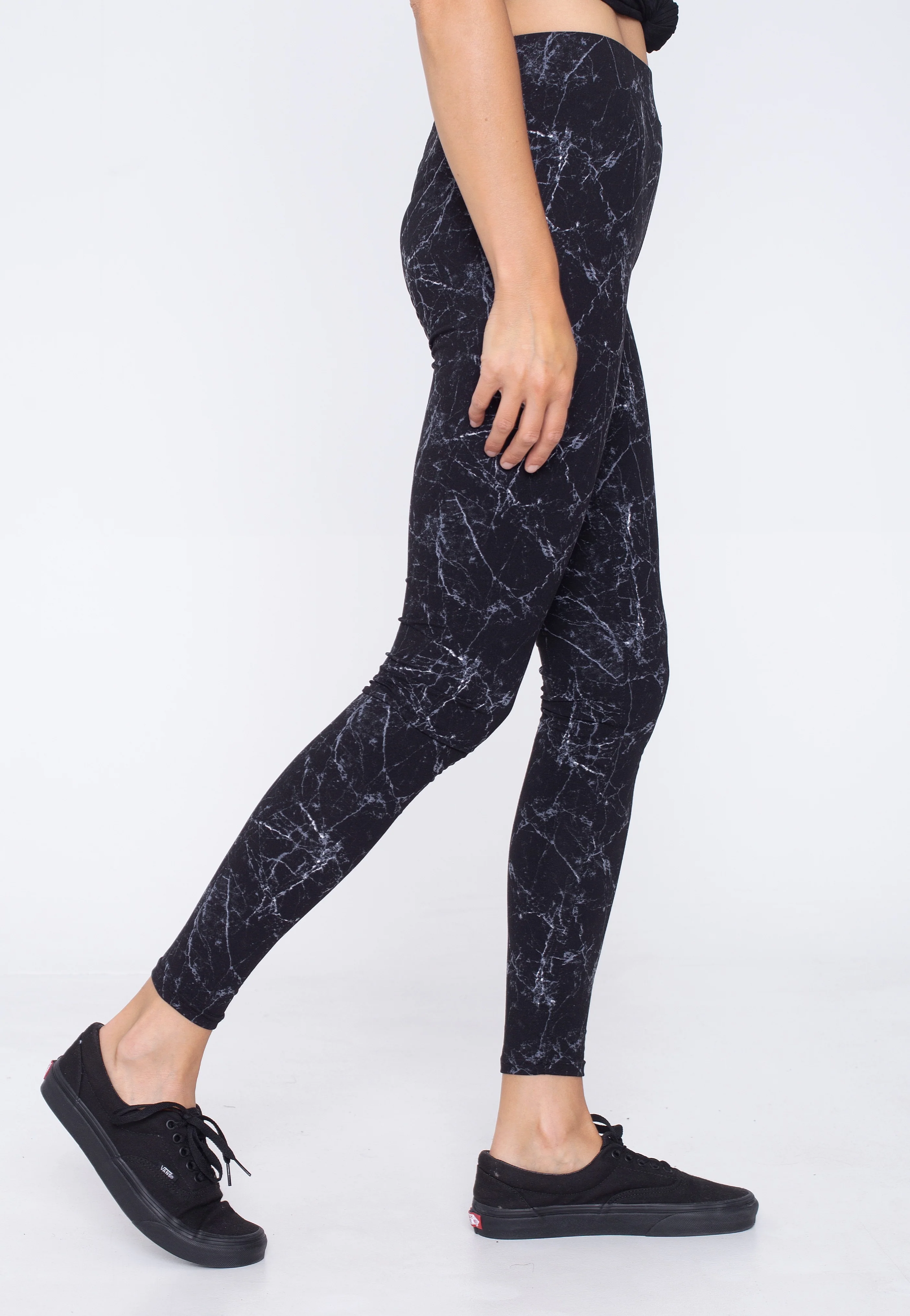 Urban Classics - Ladies Soft Aop Blackmarble - Leggings - Image 2