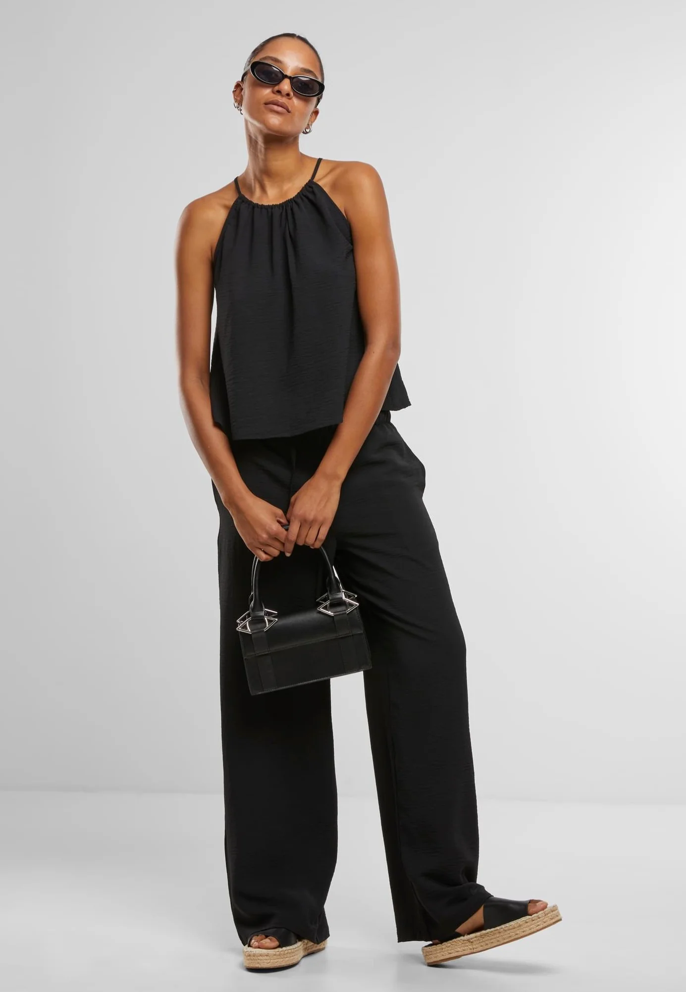 Urban Classics - Ladies Structured Wideleg Black - Pants - Image 2