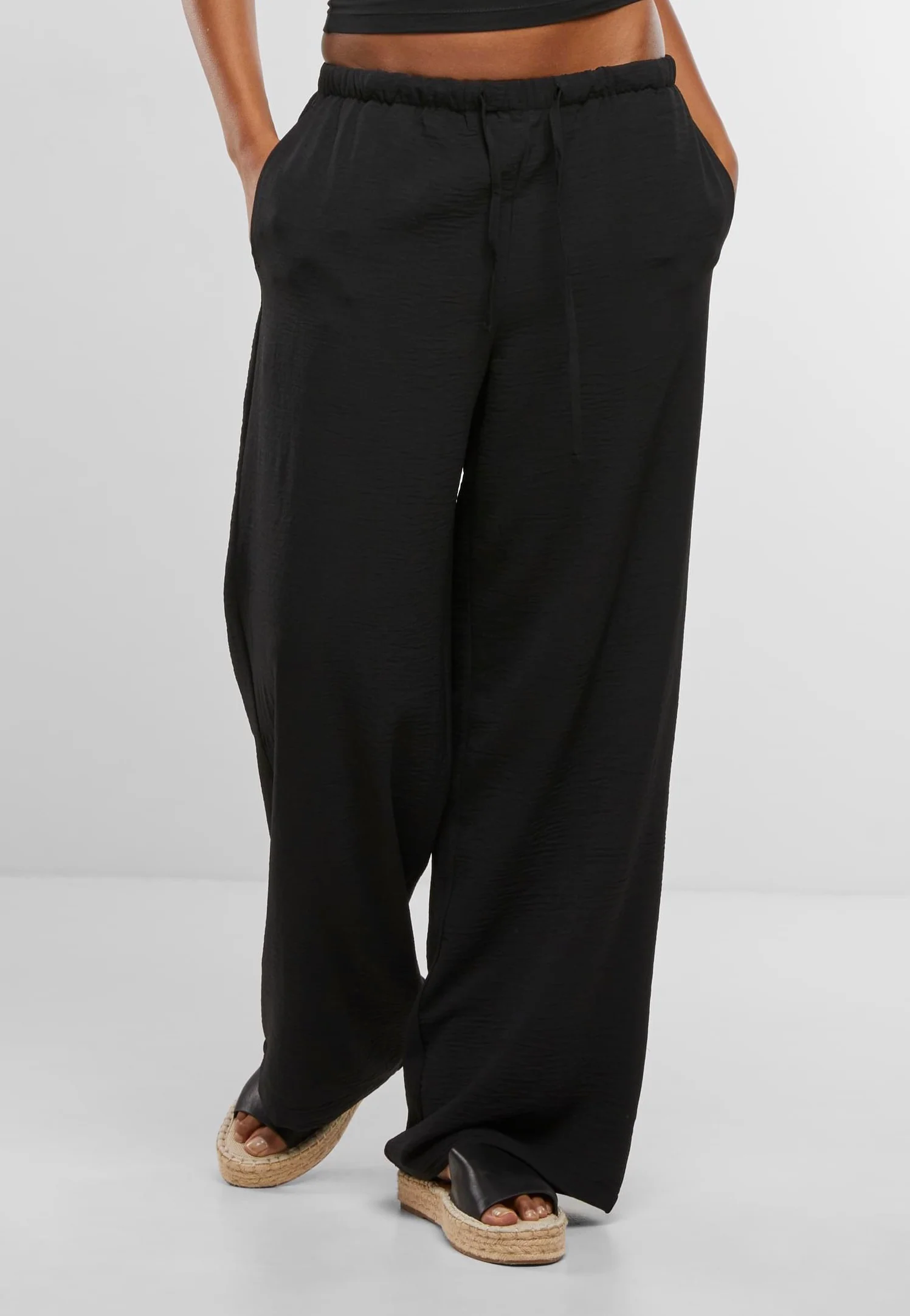 Urban Classics - Ladies Structured Wideleg Black - Pants - Image 4