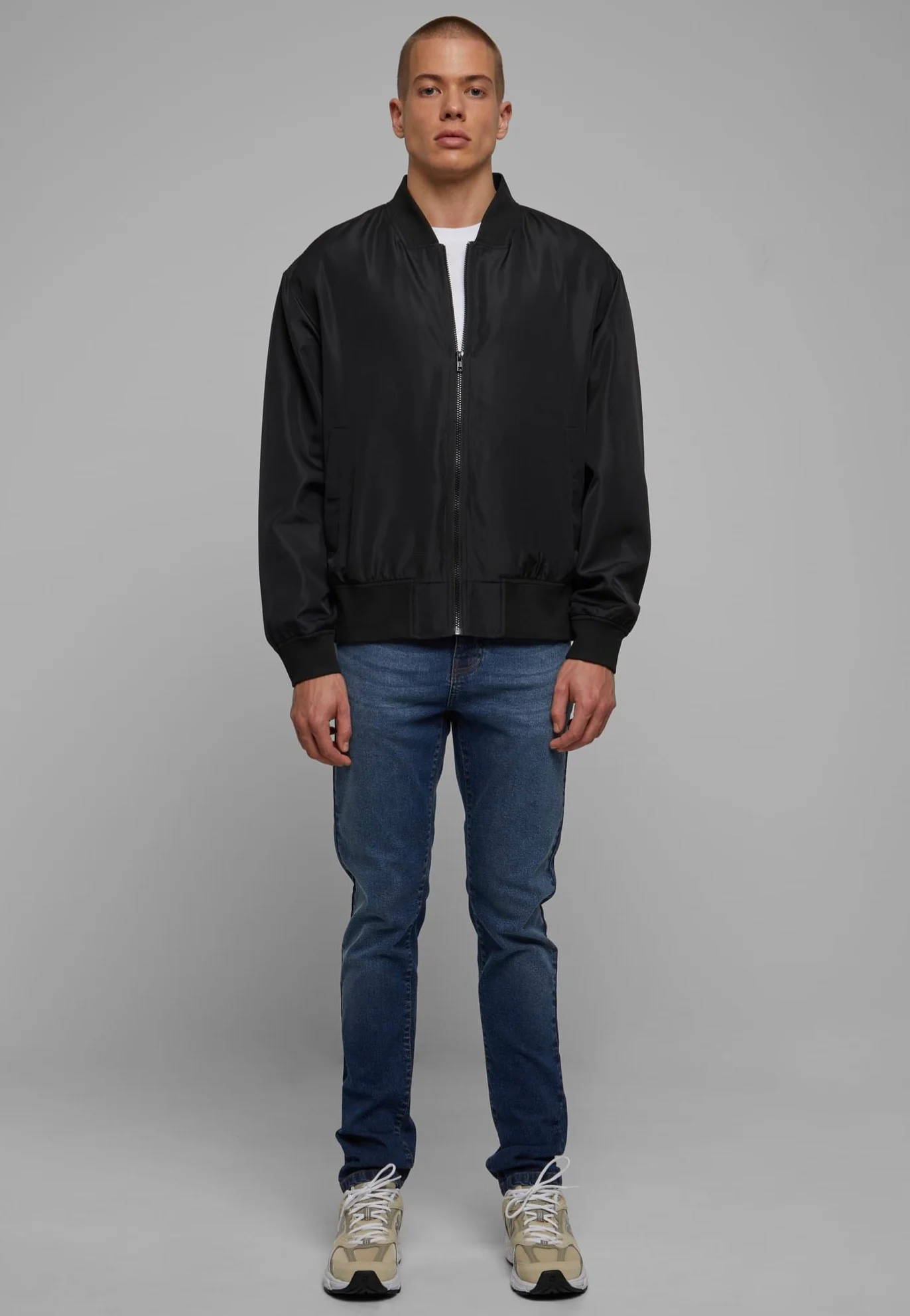 Urban Classics - Recycled Bomber Black - Jacket - Image 5