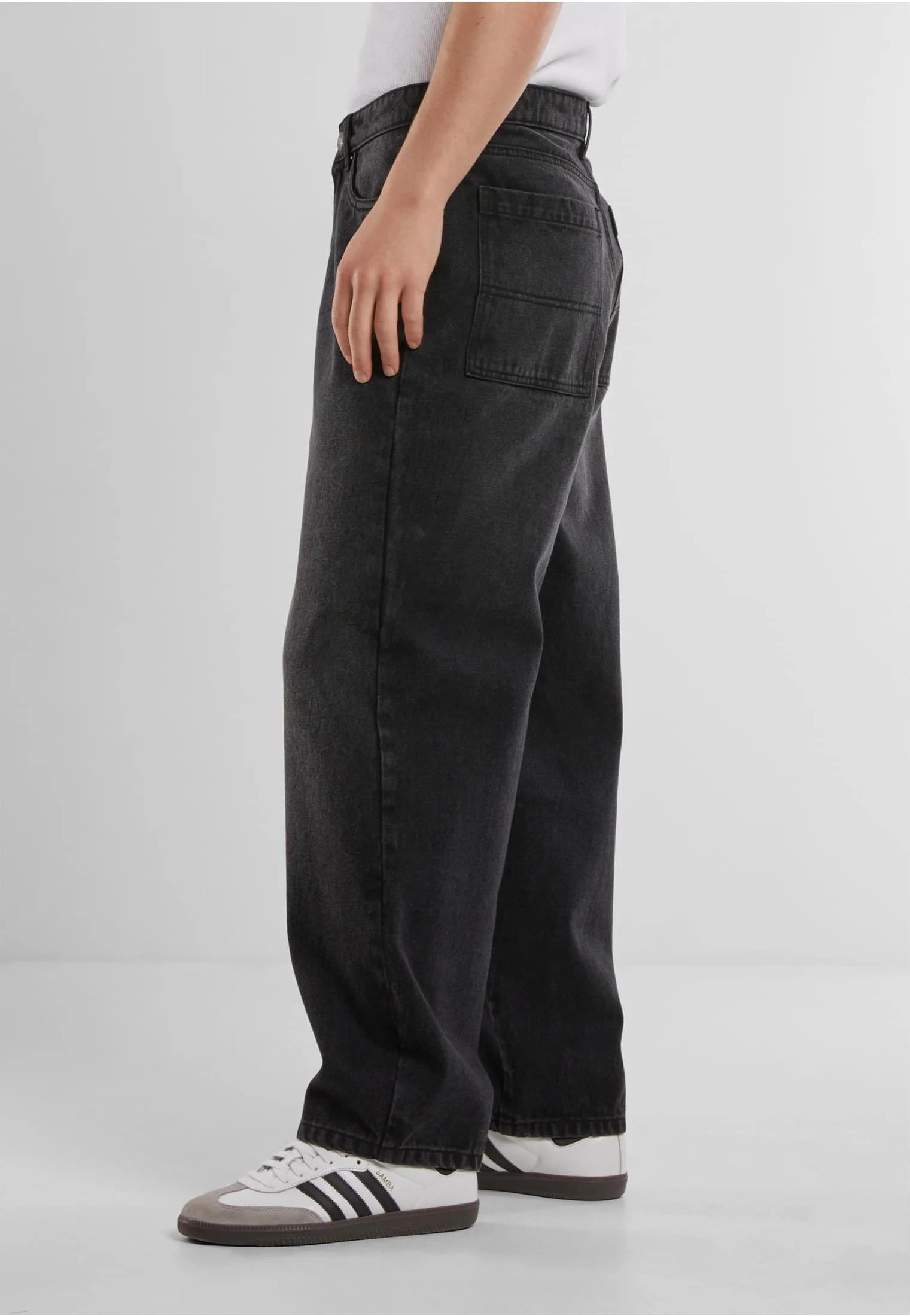 Urban Classics - Tapered Heavy Ounce Baggy Black Washed - Jeans - Image 6
