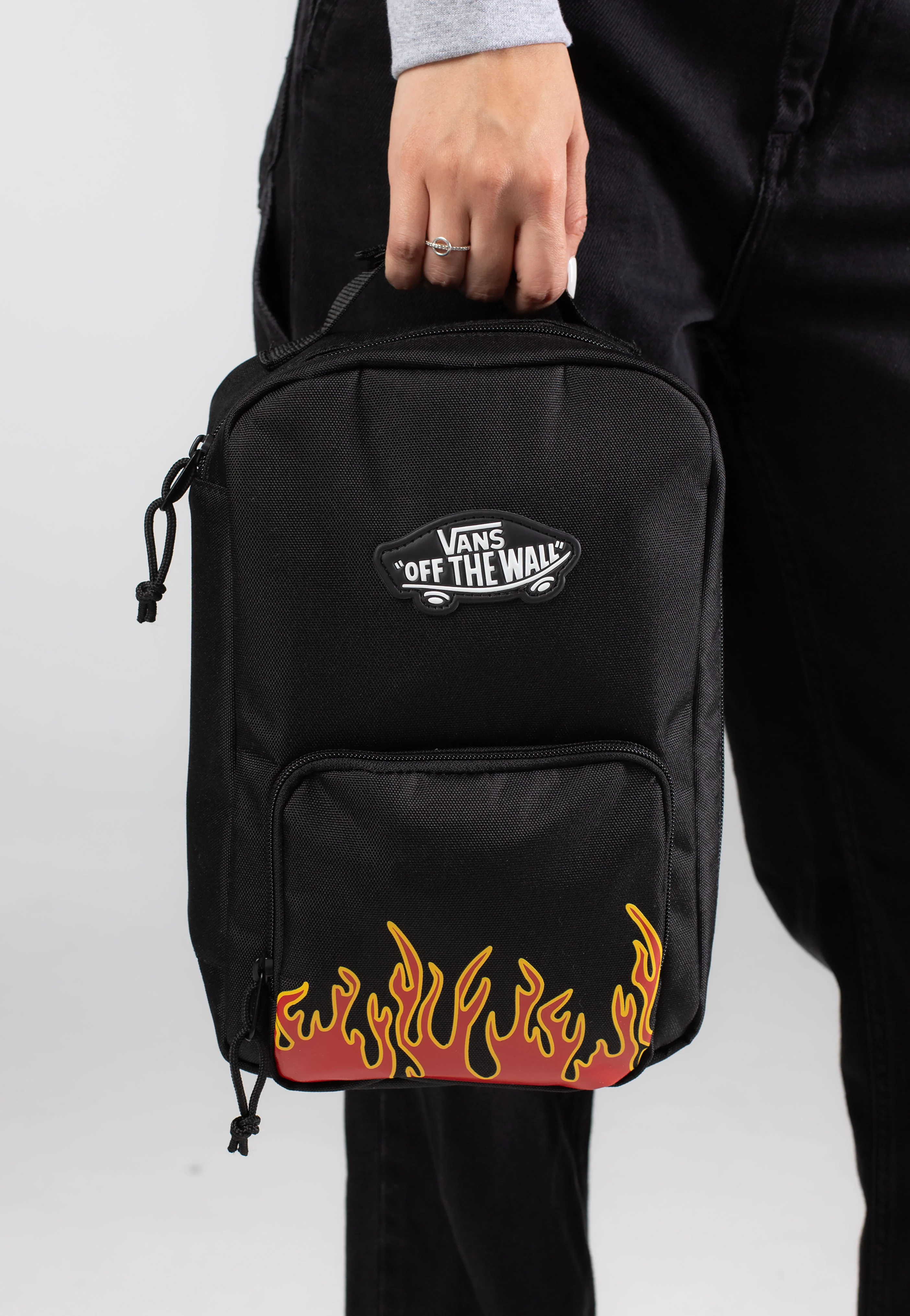 Vans - Old Skool Lunch Black/Flame - Bag - Image 4