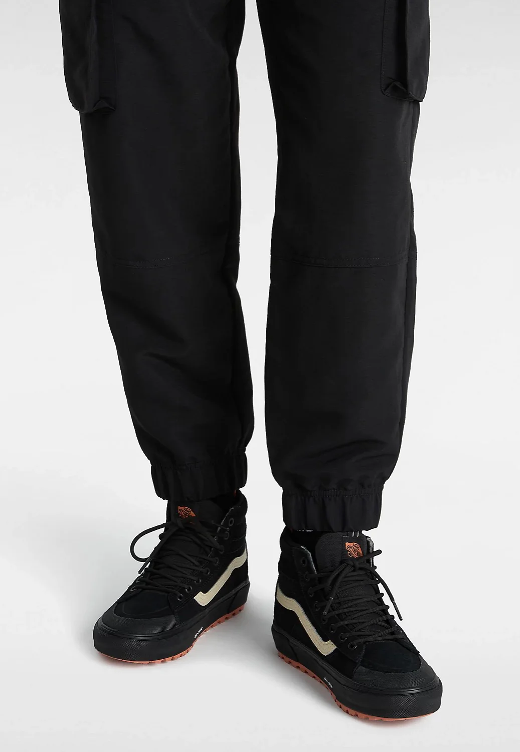 Vans - Sk8 Hi Waterproof Black - Girl Shoes - Image 2
