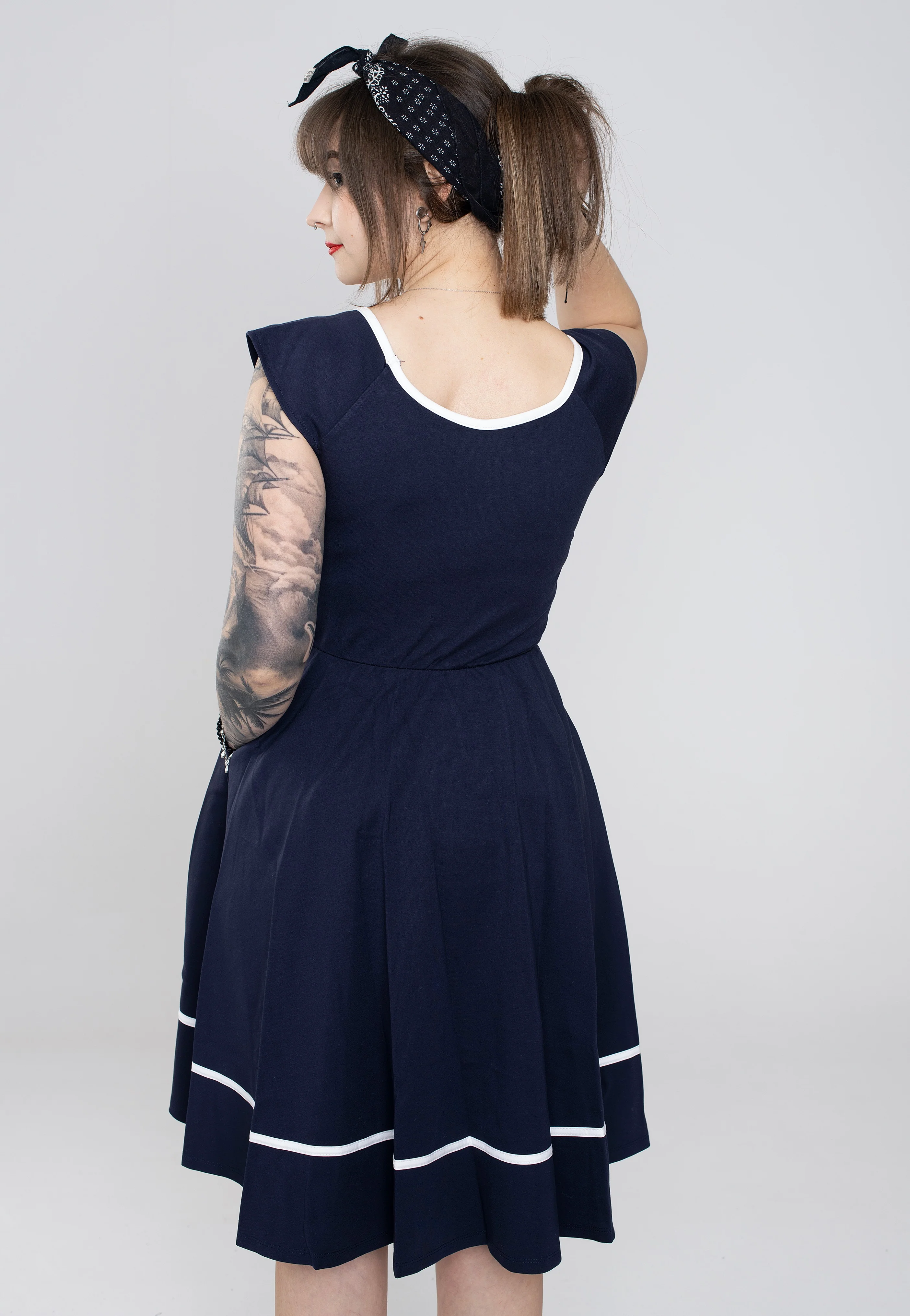 Voodoo Vixen - Catalina Red Bow Seaside Flare Navy - Dress - Image 3