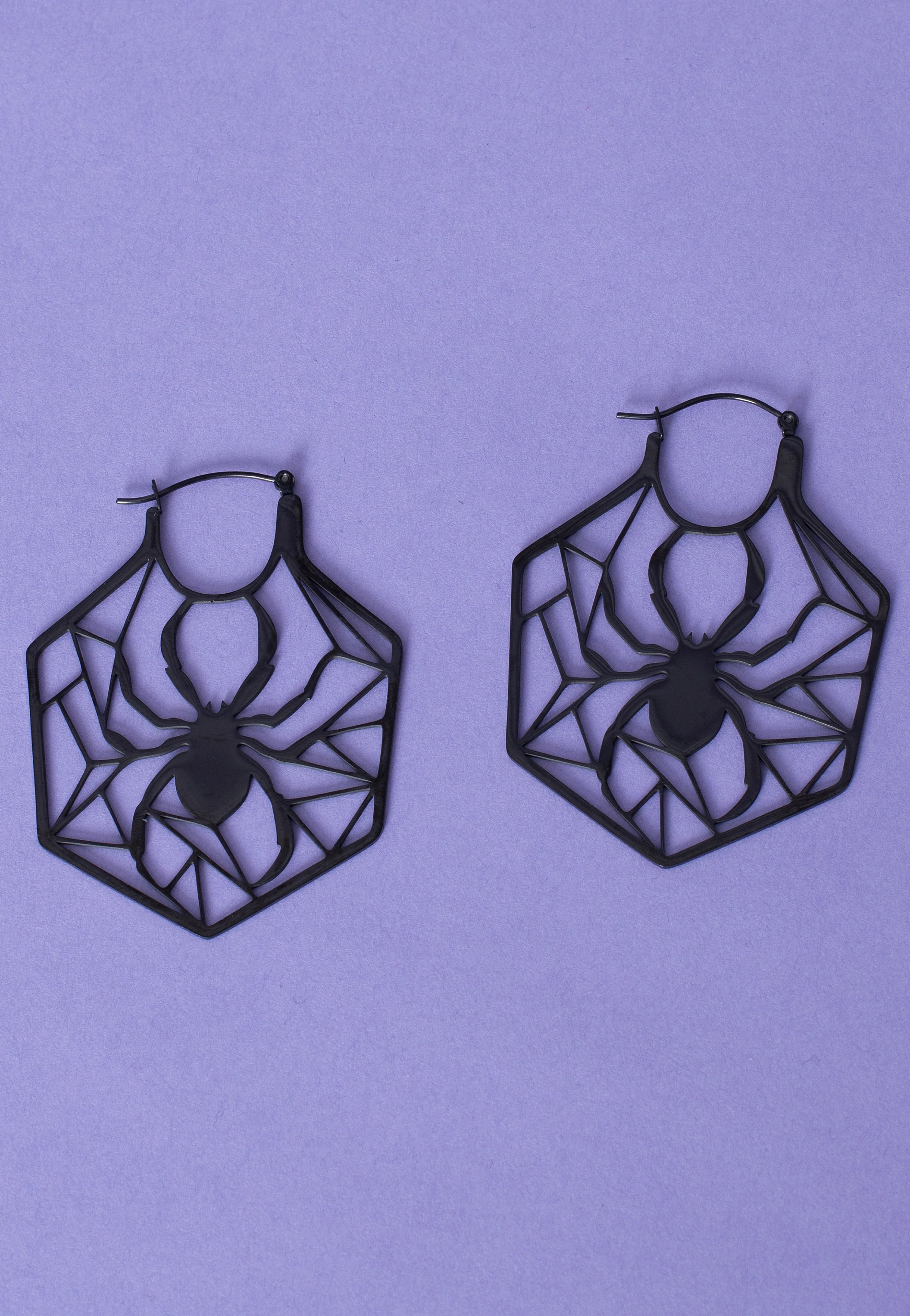 Wildcat - Spiderweb Black - Earrings - Image 3